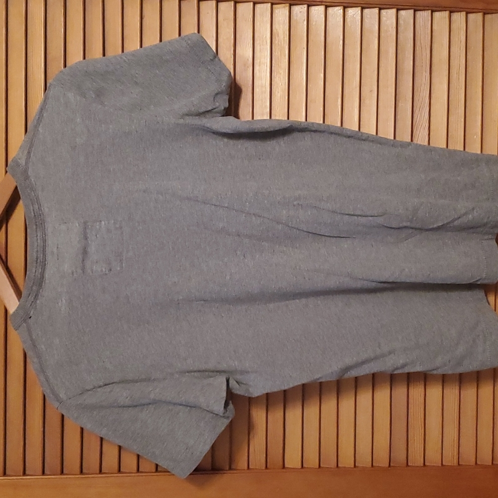 Hollister Tee - Picture 2 of 3